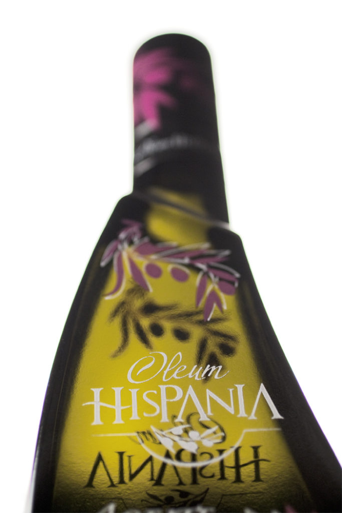 Packaging exclusivo para aceite Oleum Hispania