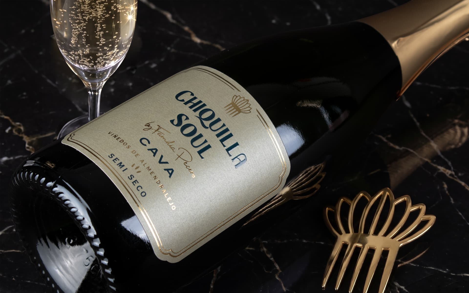 Sparkling wine desing. Diseño de branding y packaging para vinos espumosos y cavas