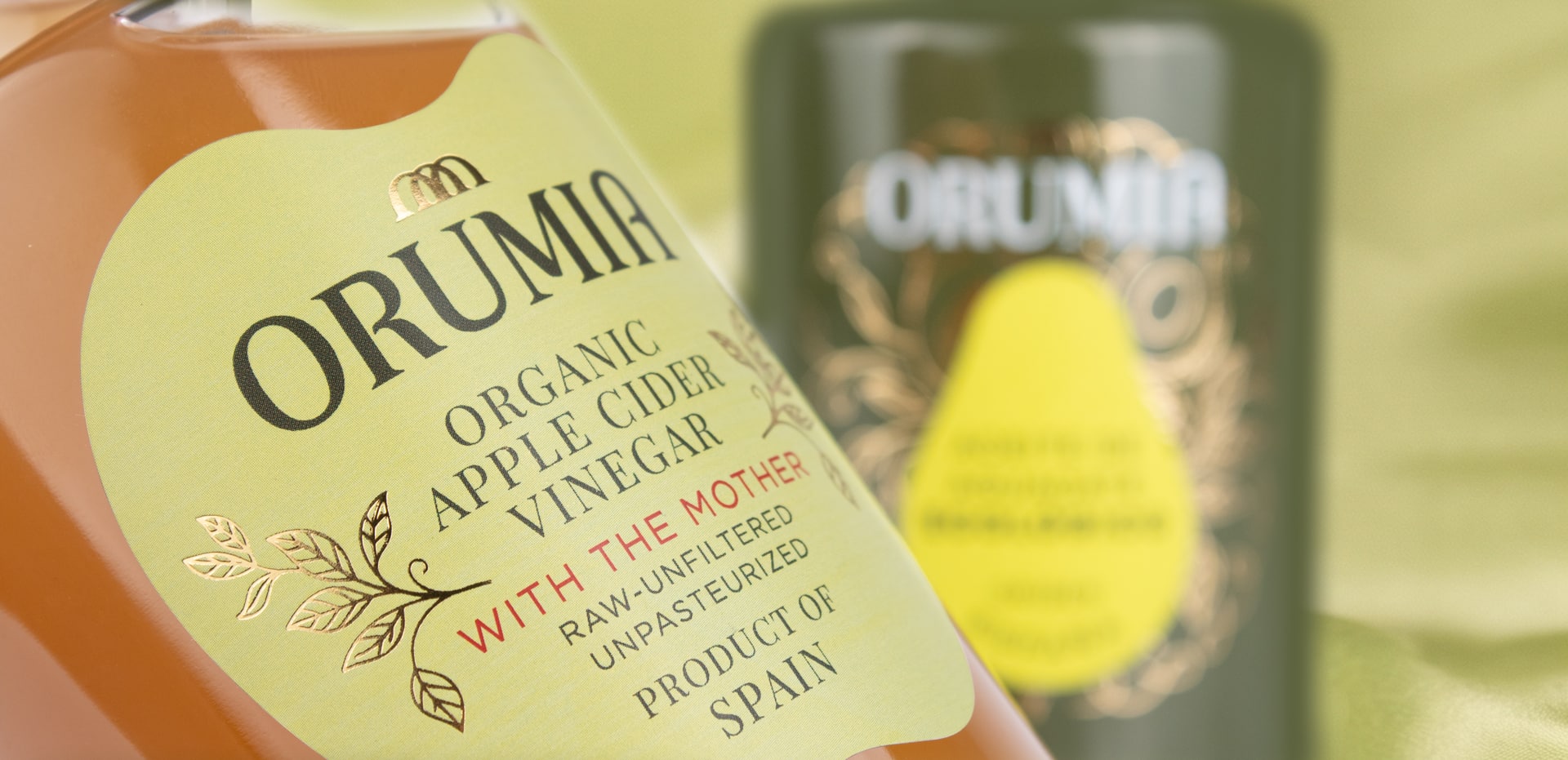 Orumia packaging y brand design